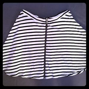 Zip up skirt